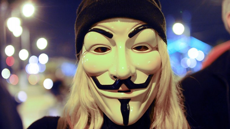 Белая маска хакера