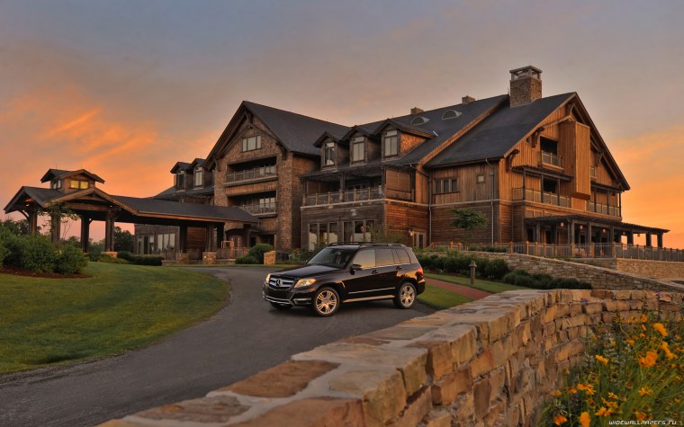 Загородный дом с садом