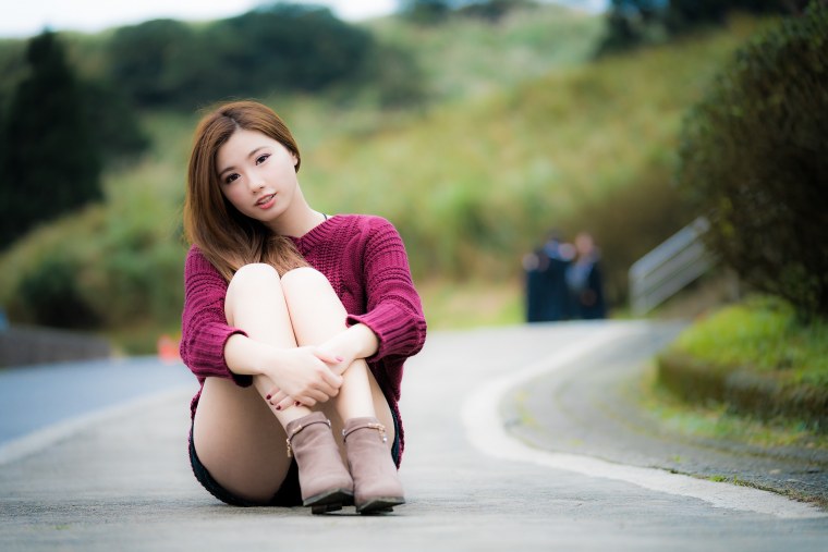 Азиаточки на корточках