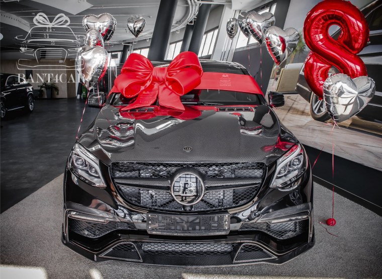 Подарочный бант на машину