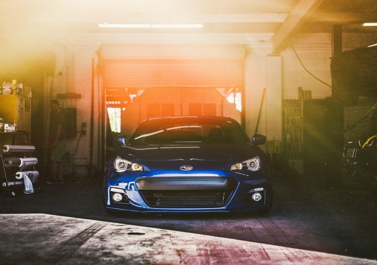 Черный гараж