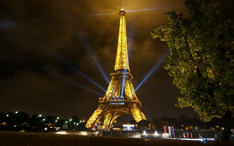 Ночной Париж 4к