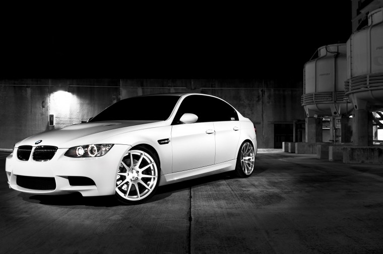BMW m5 f10 в темноте