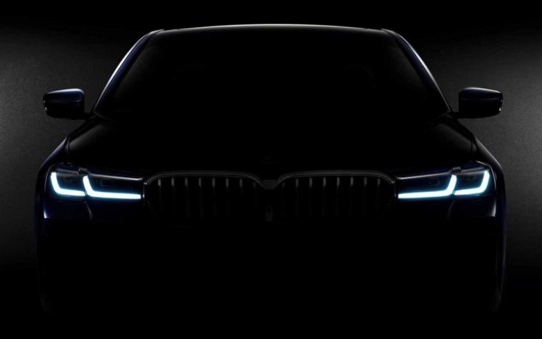 BMW m5 2020 в темноте