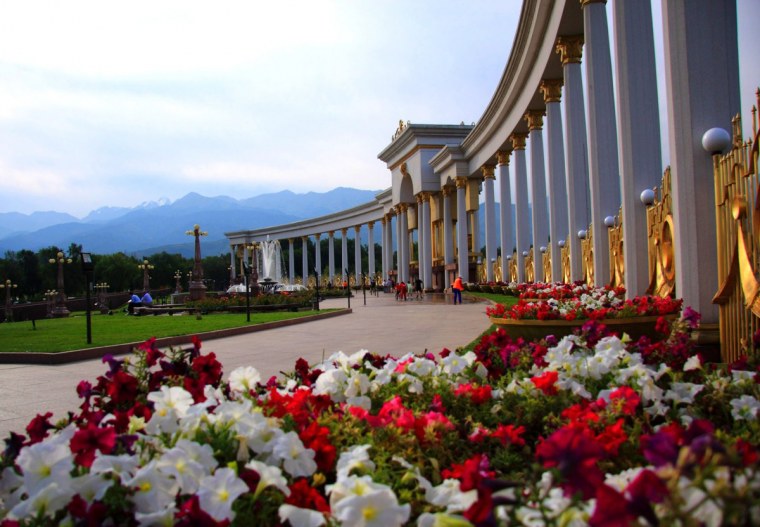 Озеро Иссыкское Казахстан