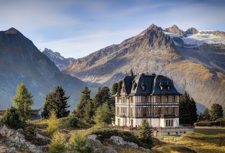 Домик в горах Альпы Швейцария