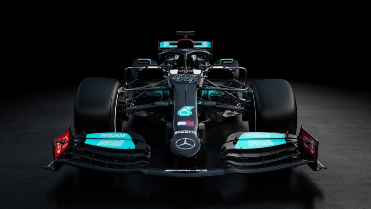 Болид f1 Mercedes 2020