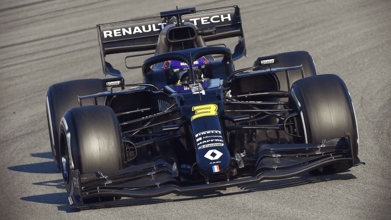 Формула 1 Феррари 2011