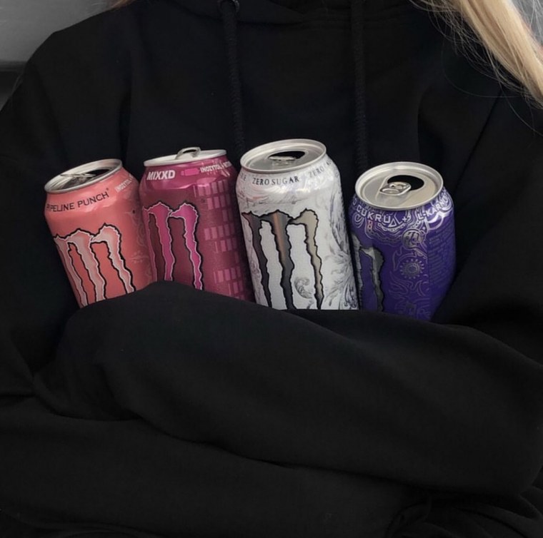 Энергетик Эстетика в руках