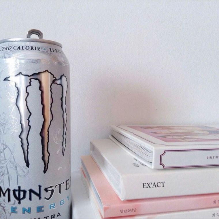 Блэк монстр Энергетик розовый