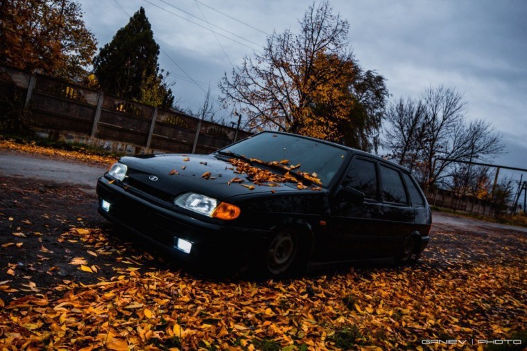 ВАЗ 2114 черная тонированная ночь