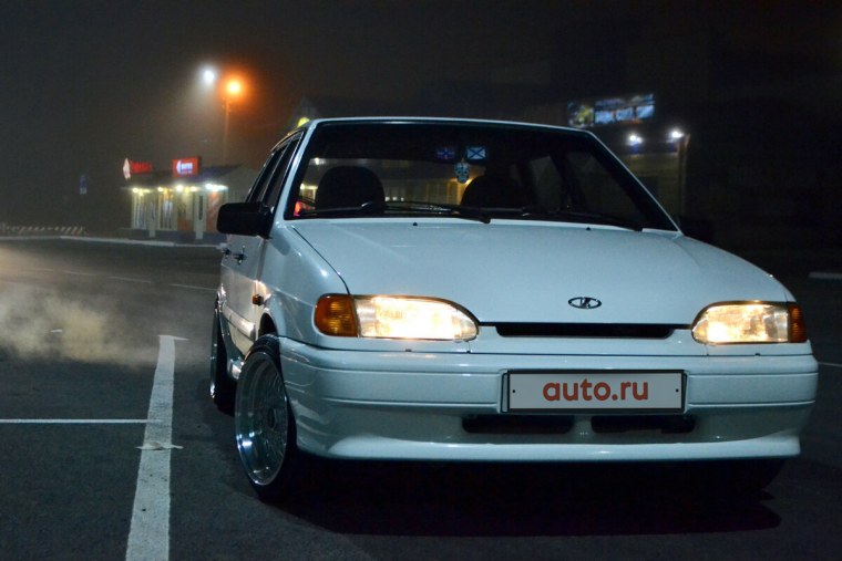 ВАЗ 2114 белая аквариум