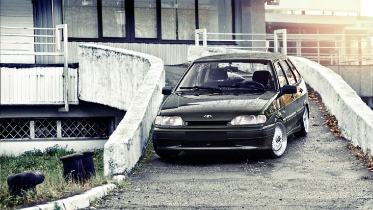 ВАЗ 2113 белая