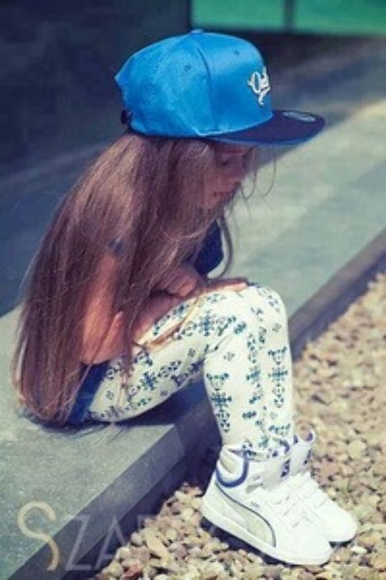 Розовые волосы на аву