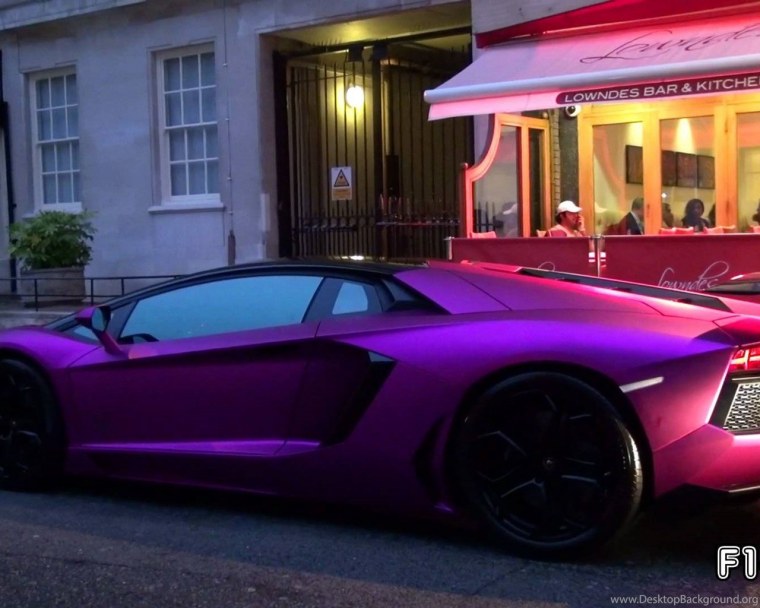 Lamborghini Aventador SV Red