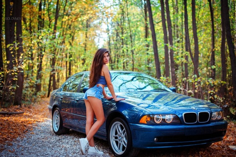 BMW e39 girl