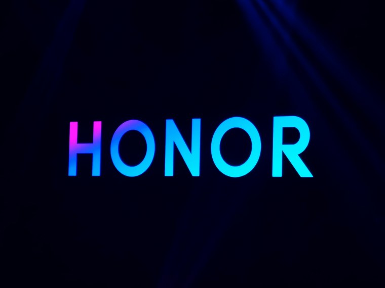 Логотип Honor 10