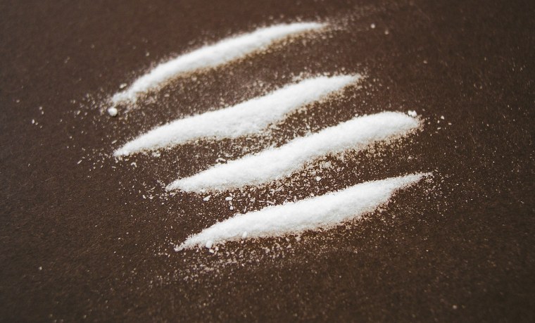 Дорожка белого порошка