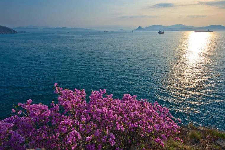 Море голубое спокойное