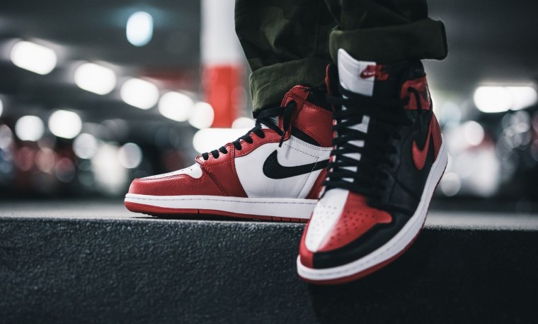 Nike Air Jordan 1 черные с белым