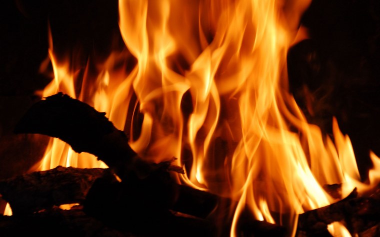 Огненный фон