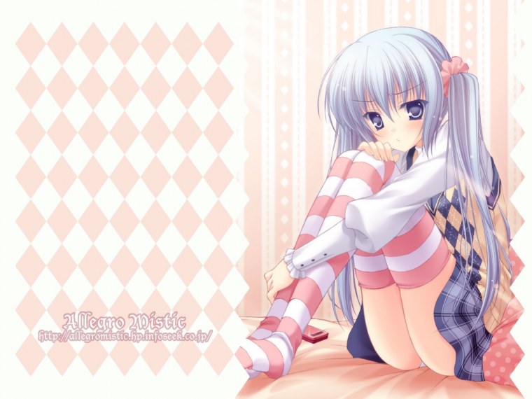 Аниме девушки в полосатых чулках