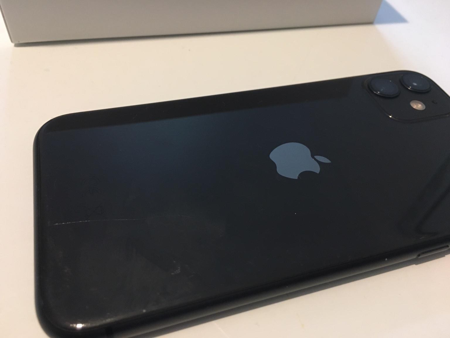 Айфон 11 набережные челны. Iphone 11 64gb черный. Apple iphone 11 64гб Black. Смартфон Apple iphone 11 64gb Black mhda3. Айфон 11 64 ГБ черный.