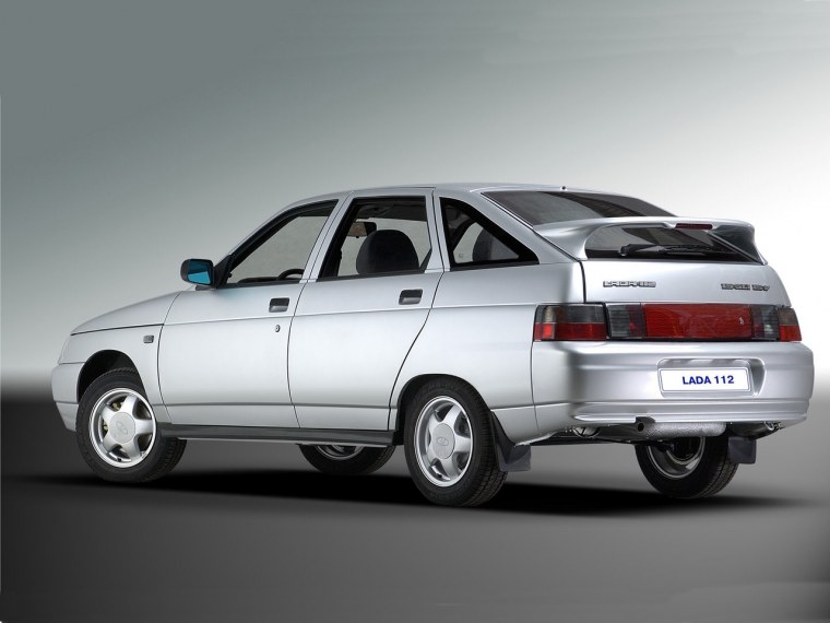 Тюнингованный ВАЗ 2112