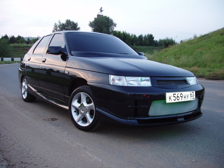 ВАЗ 2112 хэтчбек 3