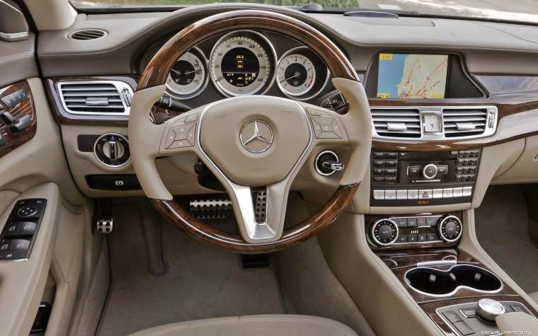 C class 2018 салон руль