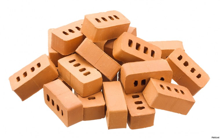 Куча кирпичей