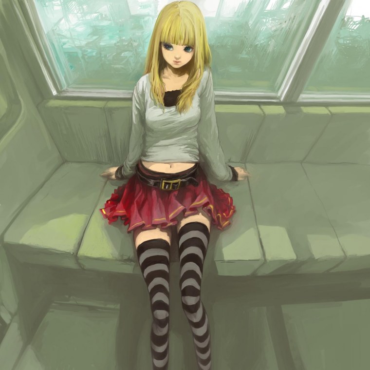 Девушка в мини мультяшная