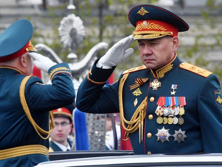 Сергей Шойгу на параде