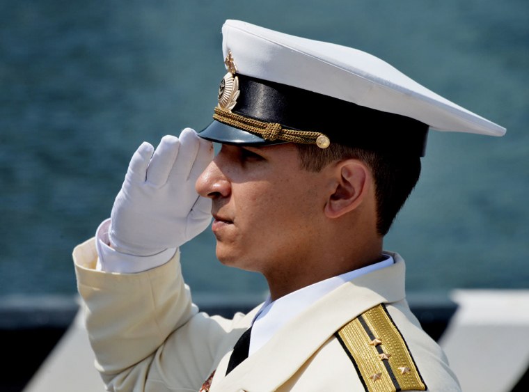 Моряк офицер