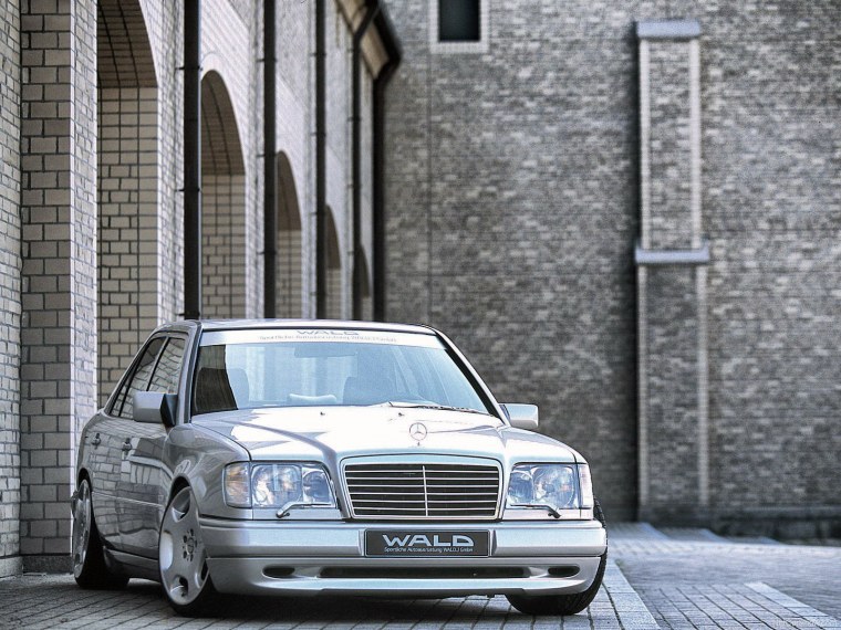 Mercedes Benz w124 e200