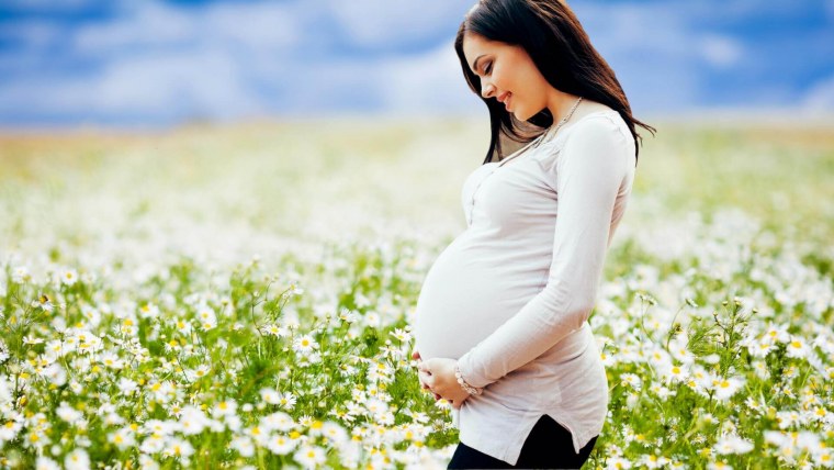 Беременная фон для рекламы