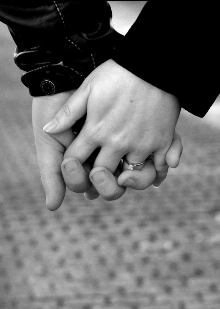 Прикосновение рук