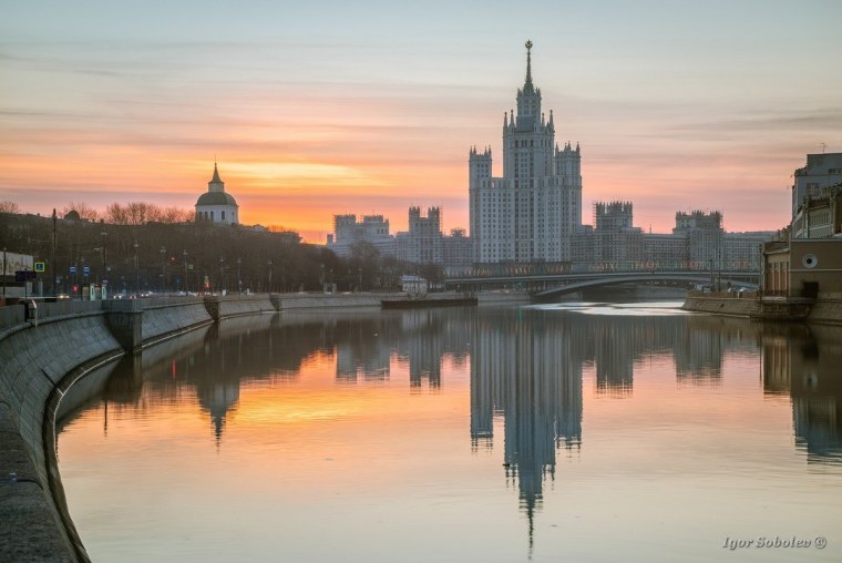 Москва снег МГУ