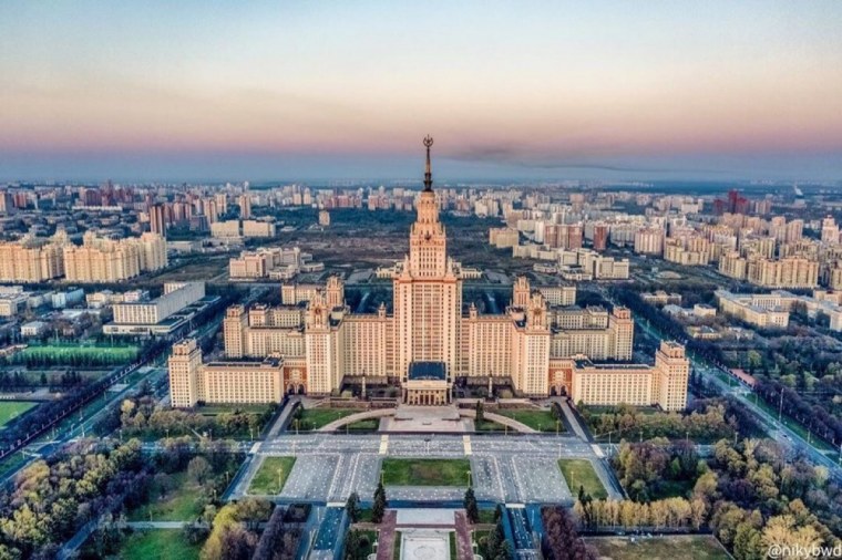 ВМК МГУ здание