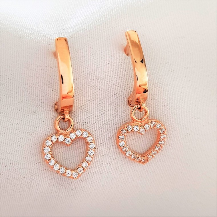 Необычные золотые серьги