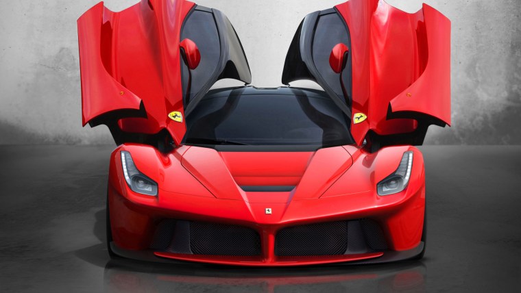 Феррари ЛАФЕРРАРИ спереди