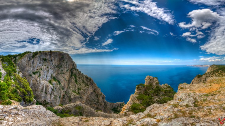 Скалы Ласпи