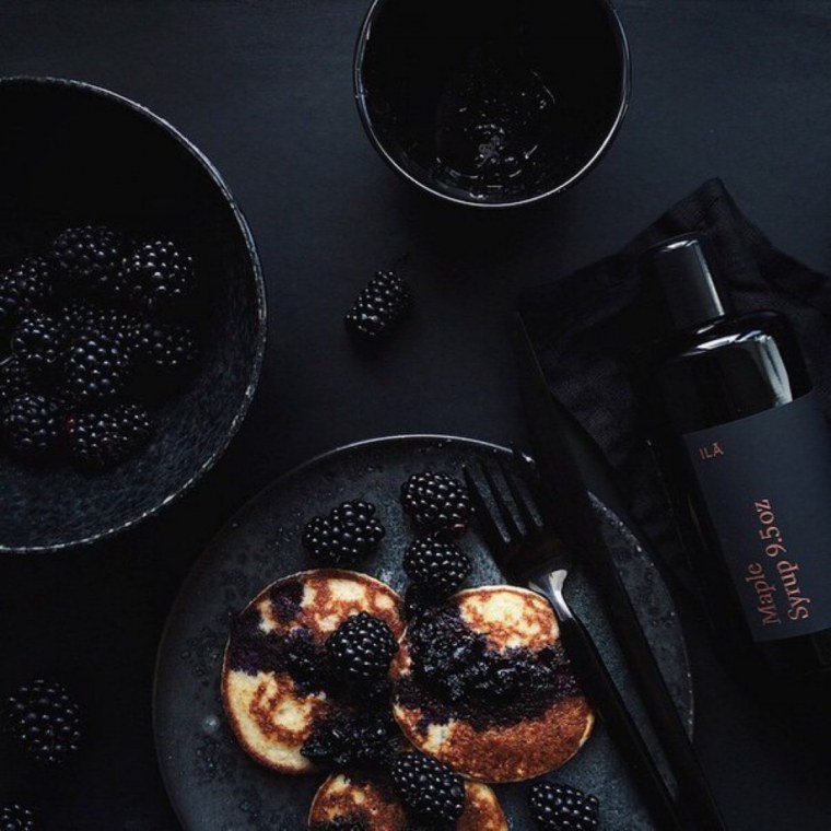 Эстетикачёрного цвета