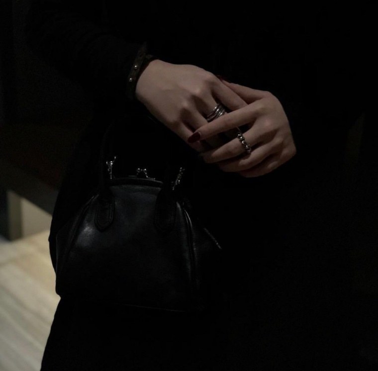 Сохраненки в черном цвете