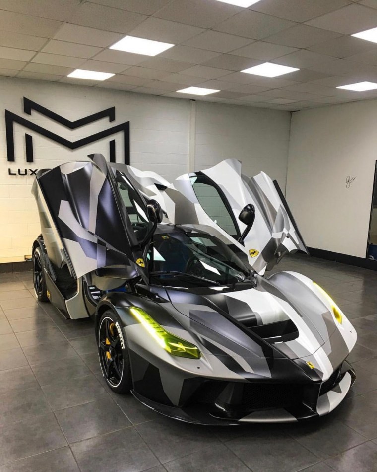 Saleen s7 суперкар