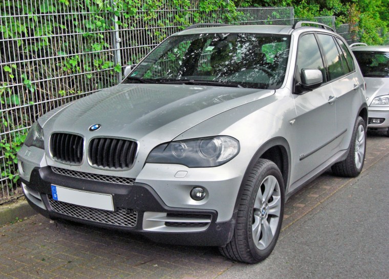 BMW x5 e70 белый