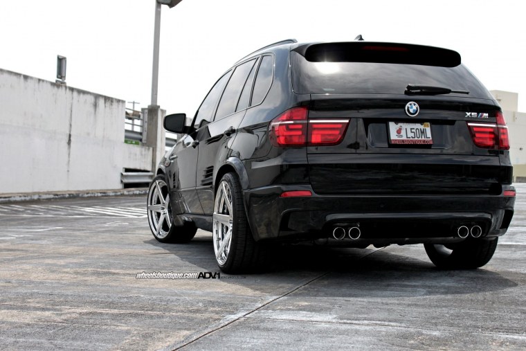 BMW X e70