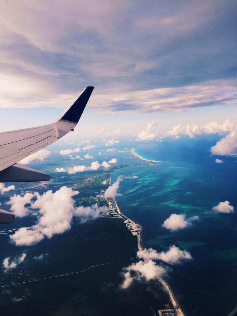 Самолет на аву