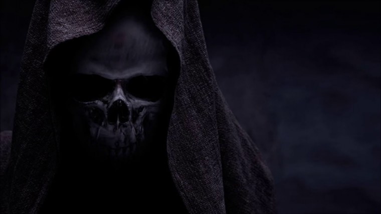 Череп на темном фоне