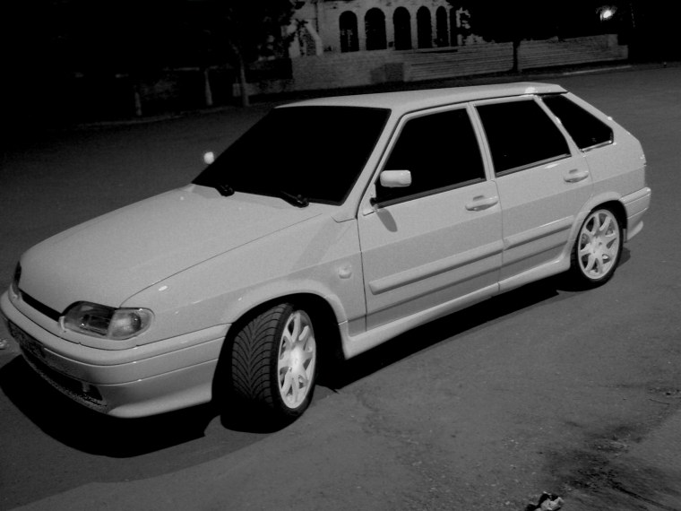 ВАЗ 14 серебристая